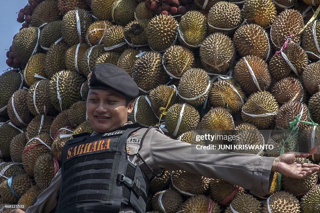 INDONESIA-DURIAN-FESTIVAL-FRUIT