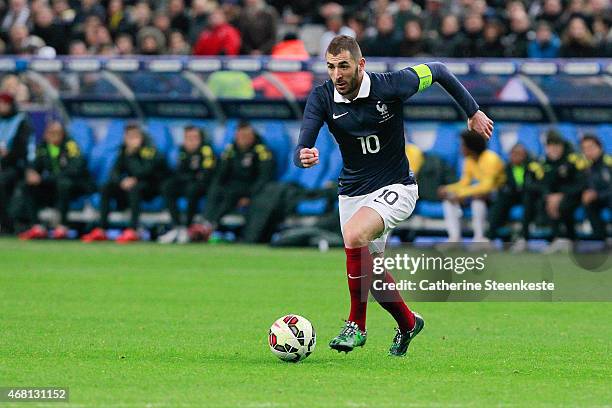 Karim Benzema of France controls the ball during the international friendly game between France and Brazil at Stade de France on March 26, 2015 in...