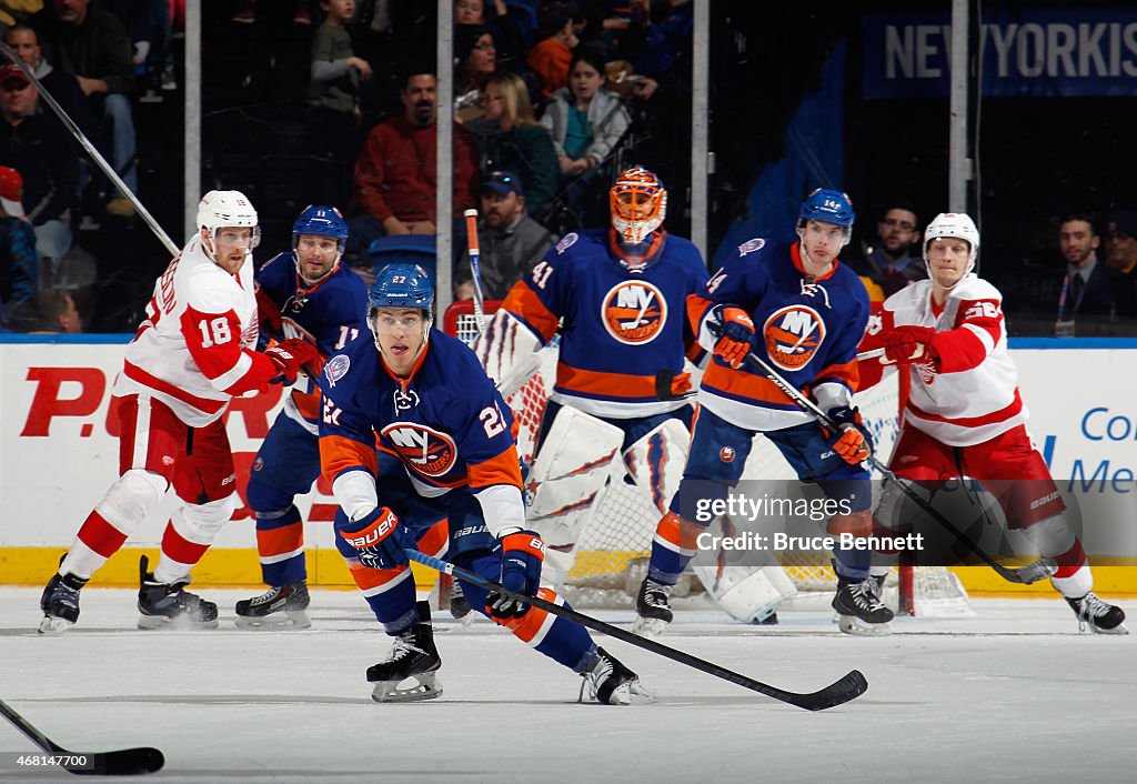 Detroit Red Wings v New York Islanders