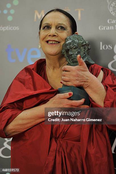 Terele Pavez holds his award for best supporting actress in the film 'Las brujas de Zugarramurdi' during the 2014 edition of the 'Goya Cinema Awards'...