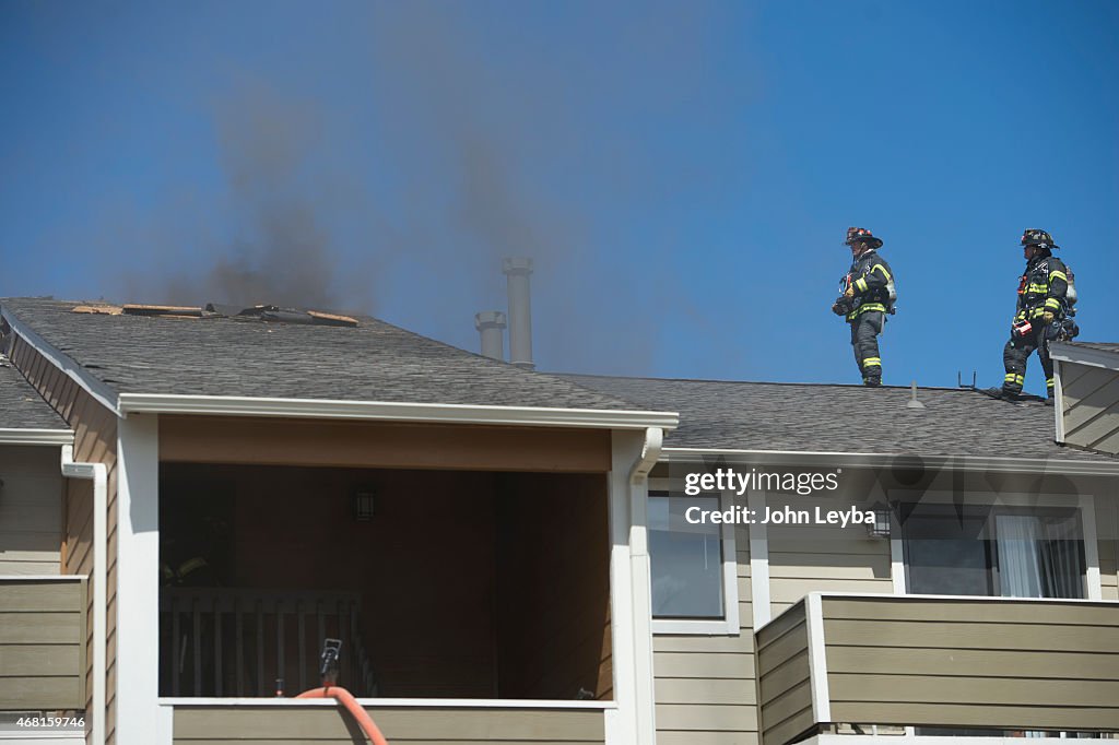 Fire at apartment comples in Littleton