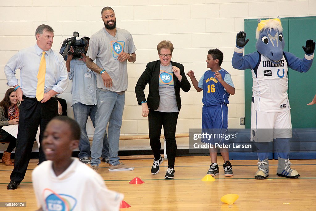 UNICEF Kid Power Kicks Off In Dallas With UNICEF Ambassador Tyson Chandler And Mayor Mike Rawlings