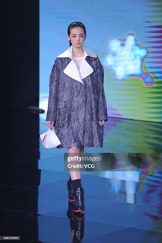 Mercedes-Benz China Fashion Week Autumn/Winter Collection - Day 6