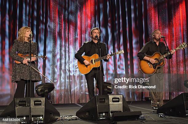 Alison Krauss, Levi Hummon, and Marcus Hummon perform at the T.J. Martell Foundation's 7th Annual Nashville Honors Gala at Omni Hotel Downtown on...