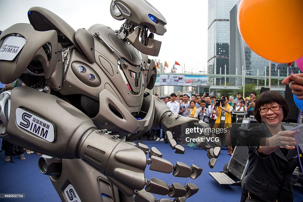 Robot "Titan" Appears In Shenzhen