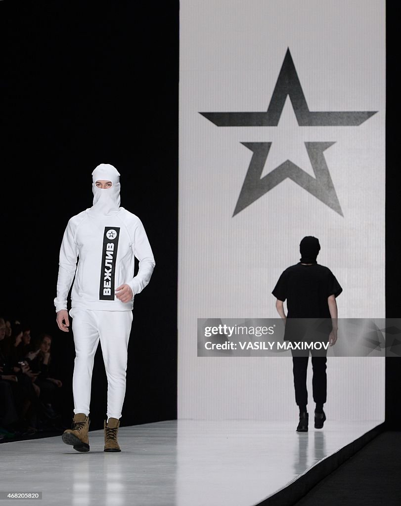 FASHION-MERCEDES-BENZ-WEEK-RUSSIA-ARMY-DESIGN