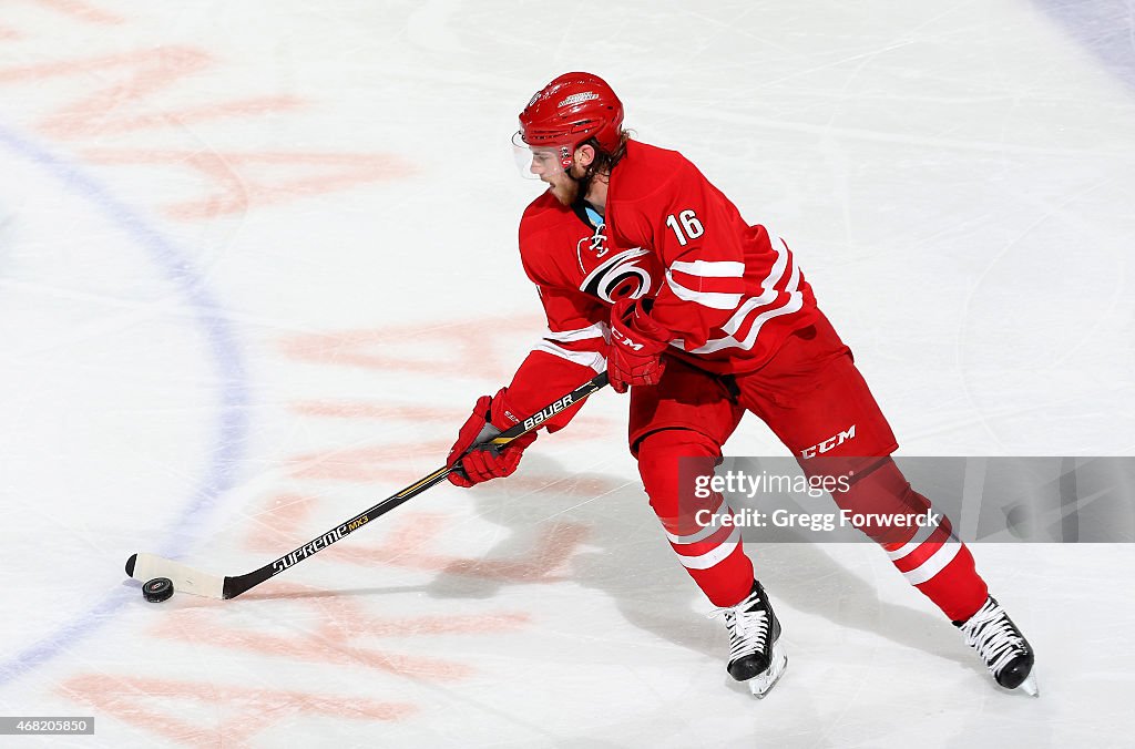 New Jersey Devils v Carolina Hurricanes