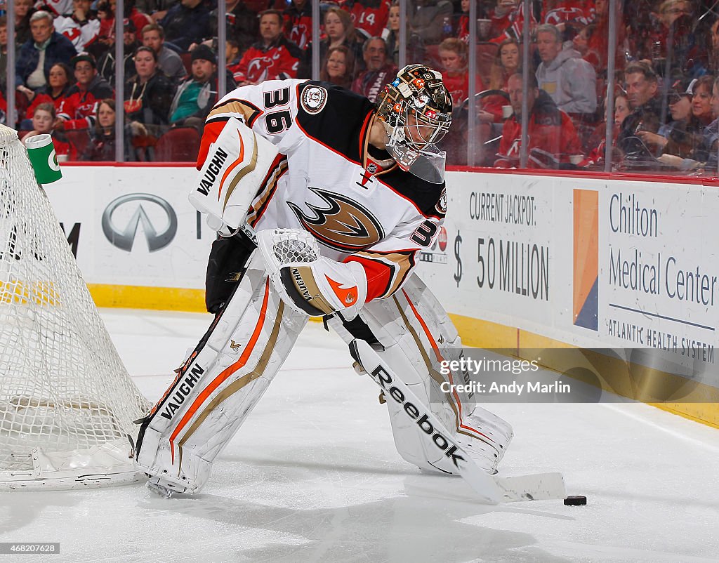 Anaheim Ducks v New Jersey Devils