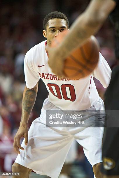 Rashad Madden of the Arkansas Razorbacks plays defense against the Missouri Tigers at Bud Walton Arena on January 28, 2014 in Fayetteville, Arkansas....