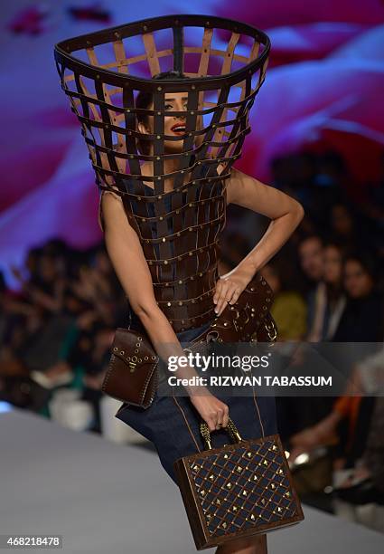 Pakistan Rimsha Azlan 79 Rimsha Stock Photos, High-Res Pictures, and Images - Getty Images