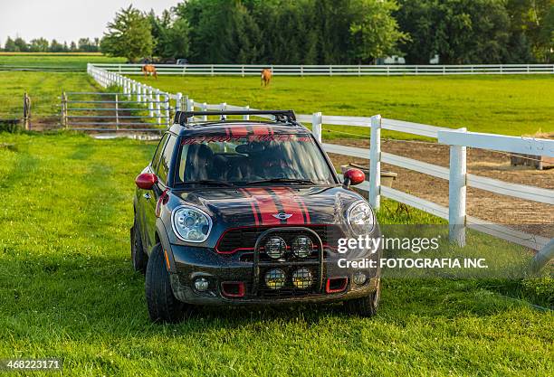 mini countryman on the farm - mini countryman stock pictures, royalty-free photos & images