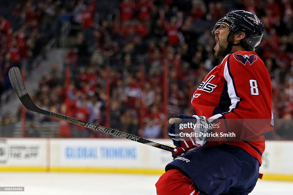 Carolina Hurricanes v Washington Capitals