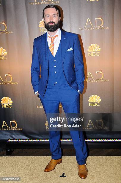Scanlan Actor Emmett Scanlan Photos and Premium High Res Pictures - Getty Images