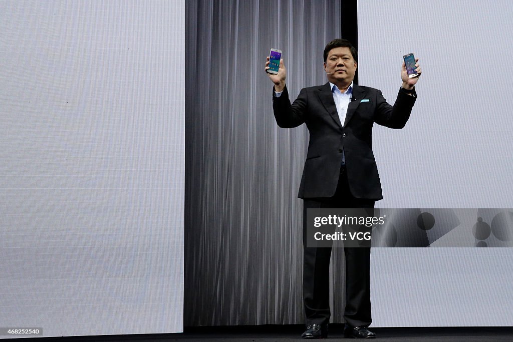 Samsung Launches Galaxy S6 And Galaxy S6 Edge In Beijing