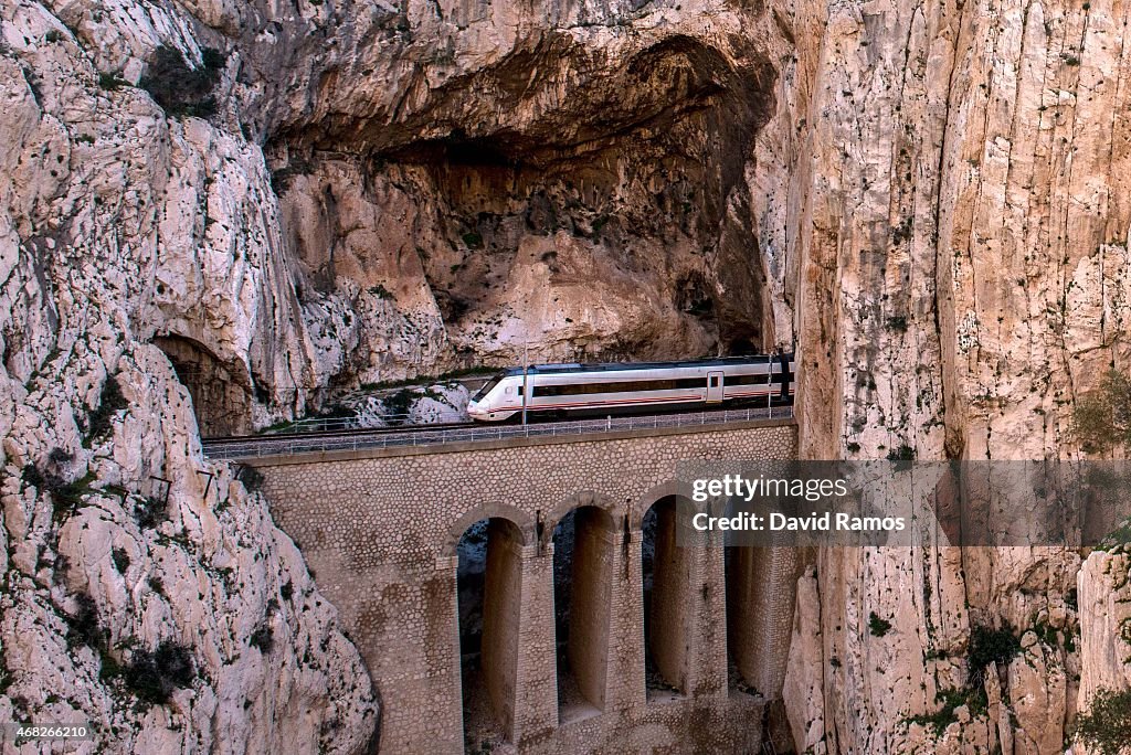 World's Most Dangerous Footpath Set To Reopen In Spain