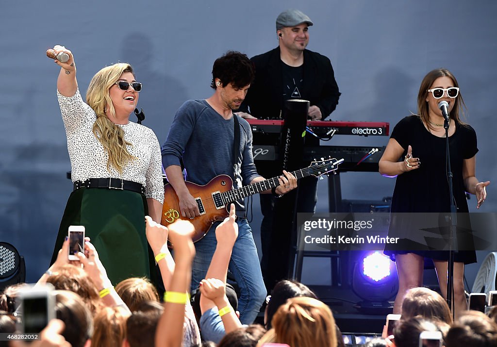 Kelly Clarkson For Chevrolet's Best Day Ever With iHeartRadio At The Grove Los Angeles