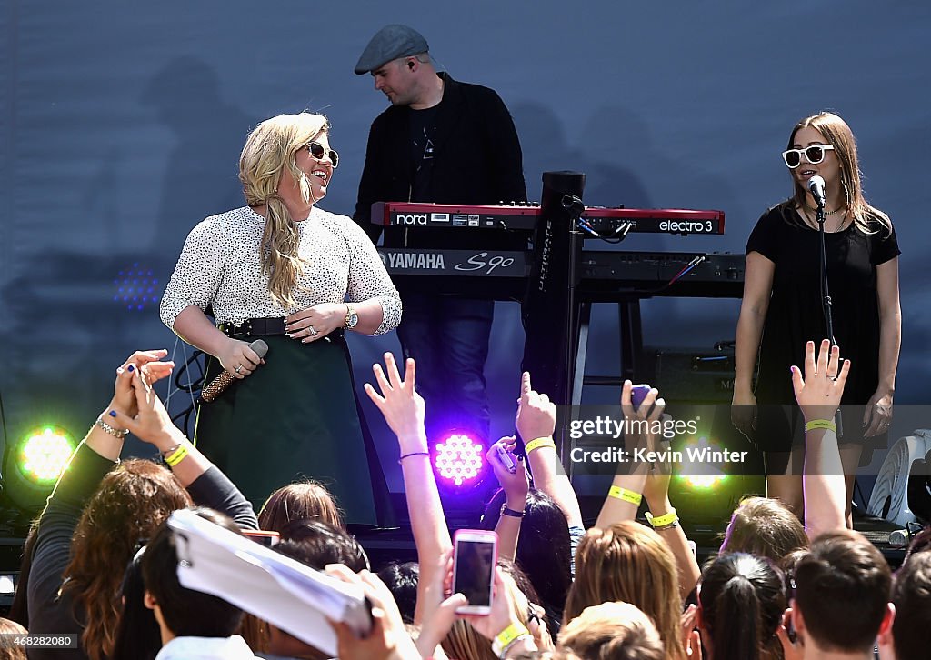 Kelly Clarkson For Chevrolet's Best Day Ever With iHeartRadio At The Grove Los Angeles