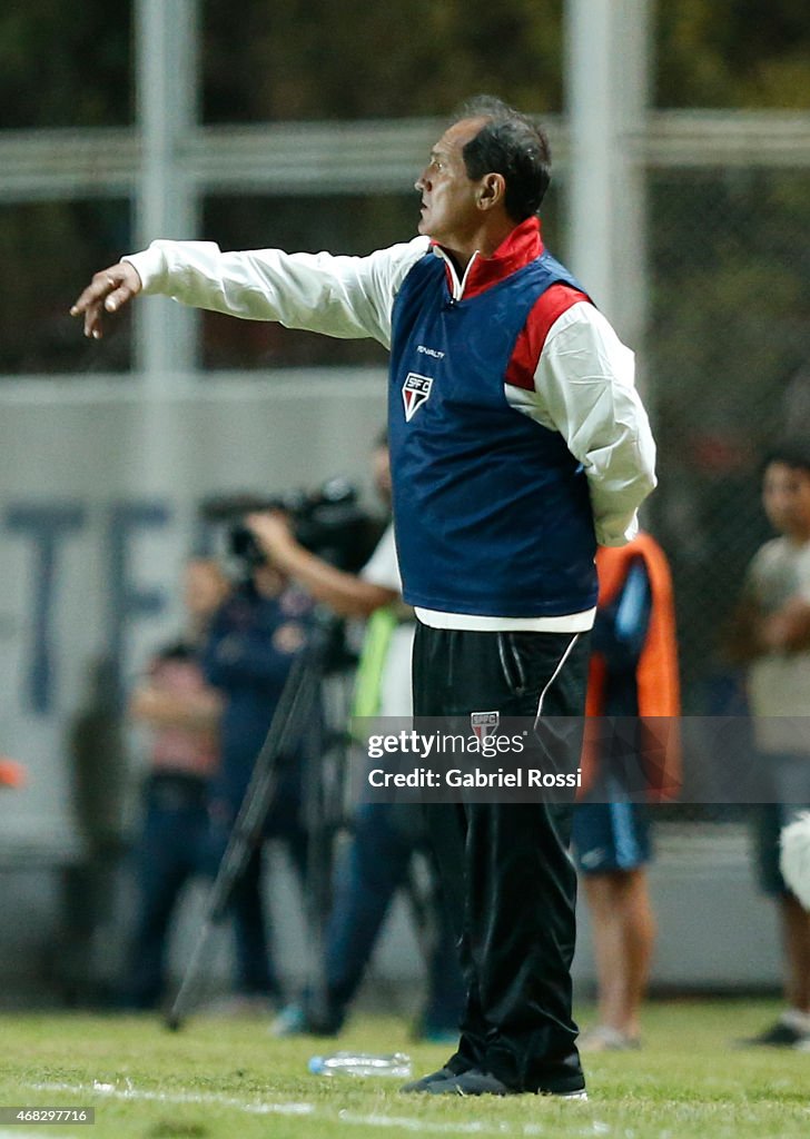 San Lorenzo v Sao Paulo - Copa Bridgestone Libertadores 2015