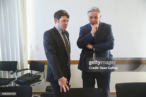 Berlin Mayor Klaus Wowereit and Bjoern Boehning, head of the Senate Office, arrive for a session of the Legal Commission of the Berlin city...