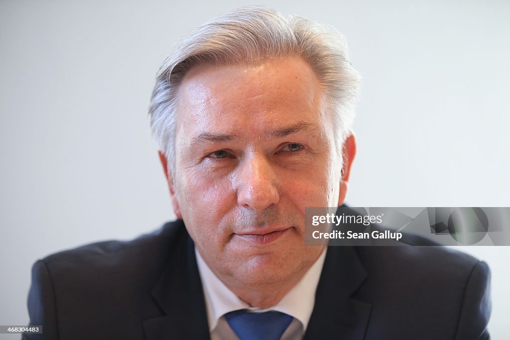 Wowereit Faces Inquiry Over Schmitz Tax Affair