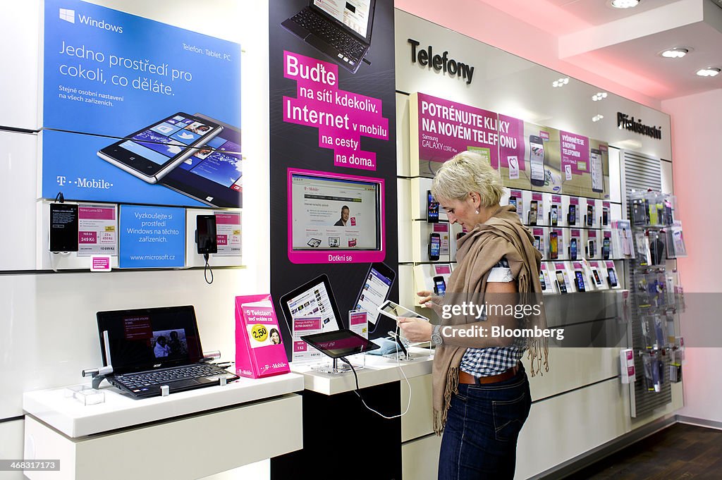 Deutsche Telekom To Buy Out Czech Business