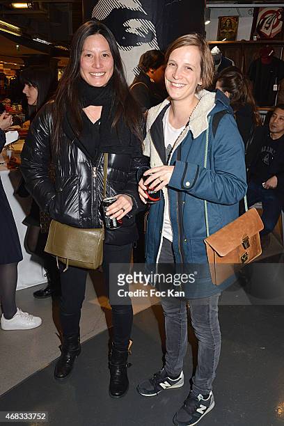 cilinder Initiatief Koloniaal Bloggers Jaimee from Yoyo Mom and Aude Latoupie attend The New... News  Photo - Getty Images