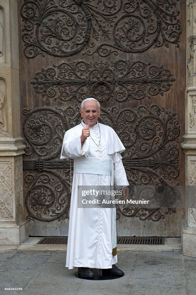 Grevin Wax Museum Unveils Pope Francis Waxwork At Notre Dame In Paris