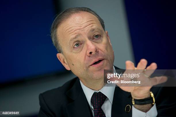 Biogen Ceo Christopher Viehbacher Photos and Premium High Res Pictures - Getty Images