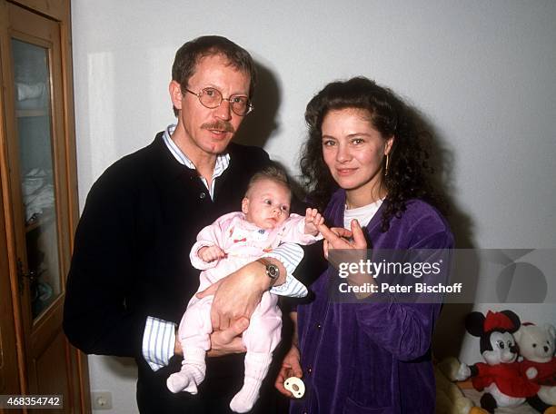 "Gernot Endemann, Ehefrau Jocelyne Boisseau, Tochter Alicia Endemann , Homestory am in Hamburg, Deutschland. "