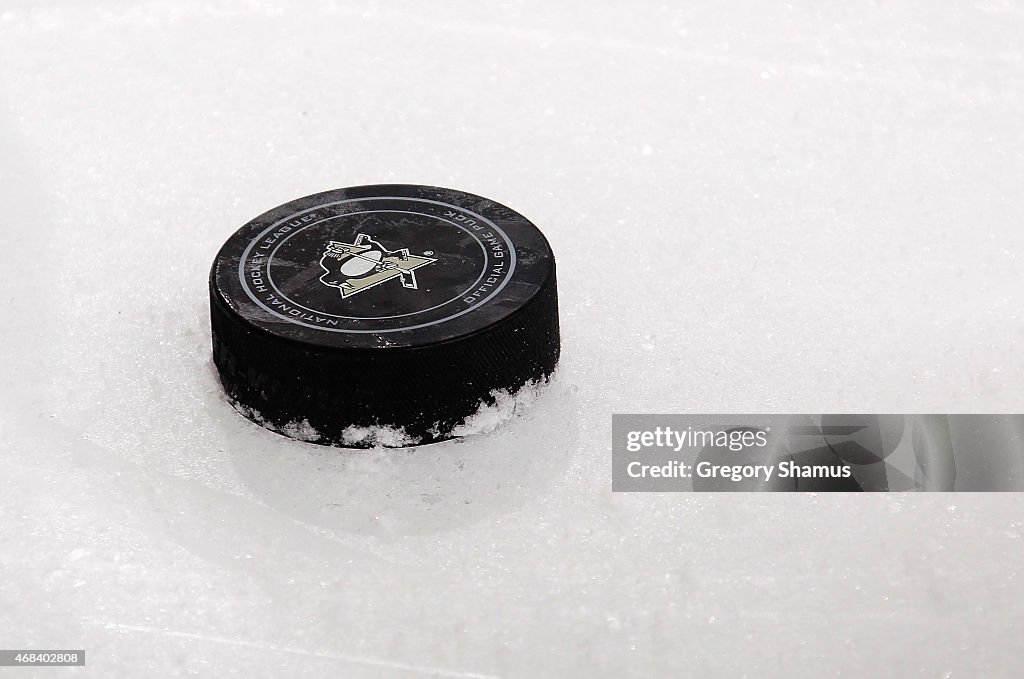 St. Louis Blues v Pittsburgh Penguins