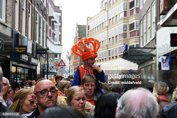 national kings feast in the netherlands - koninginnedag stock pictures, royalty-free photos & images