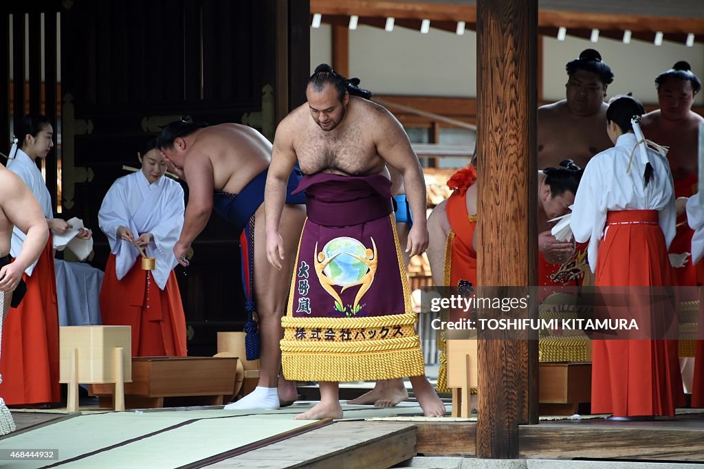 SUMO-JPN-YASUKUNI