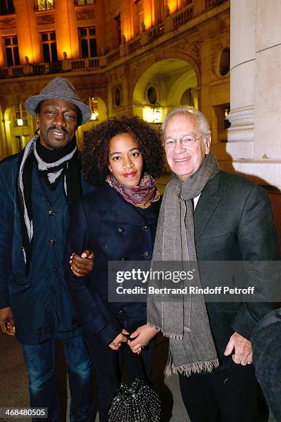 Lola standing between her father Composer Marco Prince and her grandfather, stage director of the piece, Bernard Murat attend 'La Porte a Cote' :...