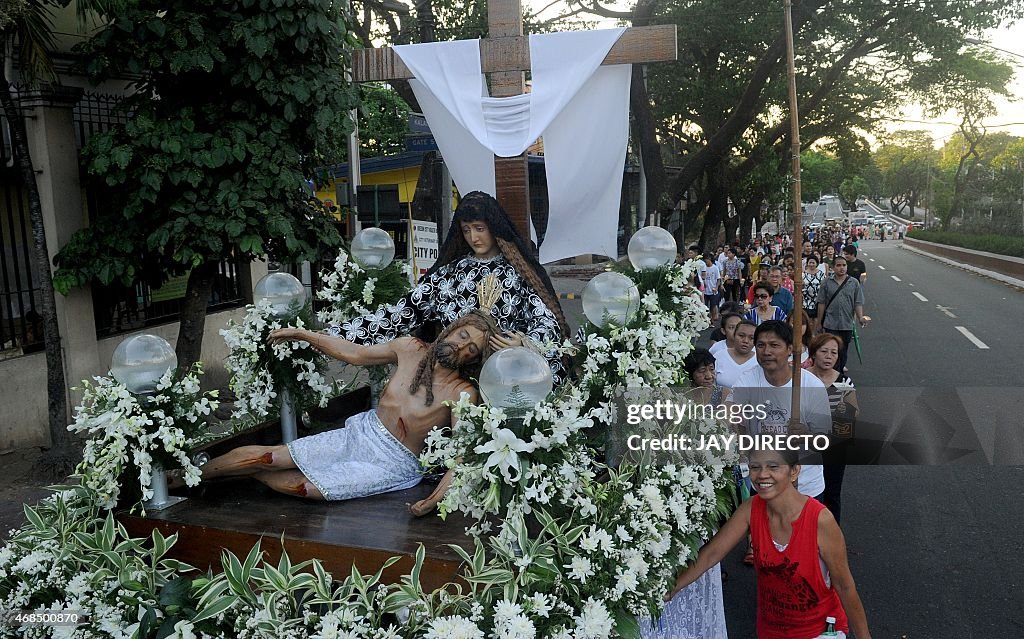 PHILIPPINES-EASTER-RELIGION-RITUAL