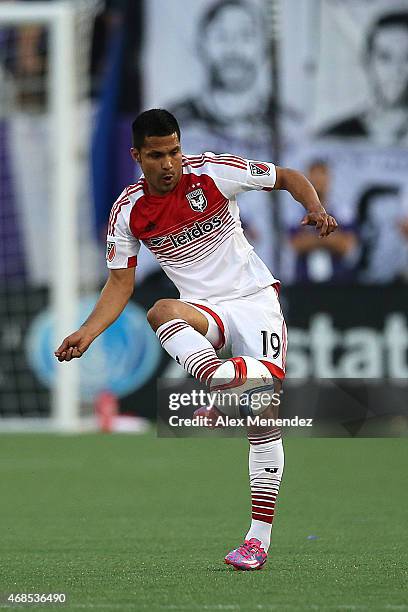 Jairo Arrieta of D.C. United kicks the ball during a MLS soccer match against the Orlando City SC at the Orlando Citrus Bowl on April 3, 2015 in...