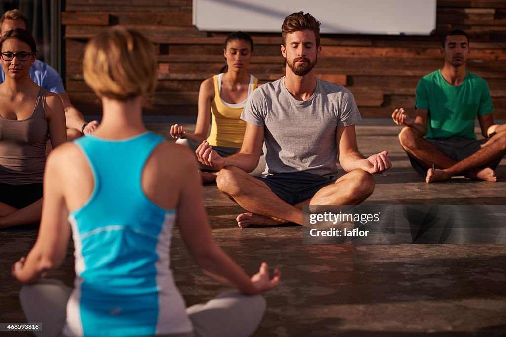 Le Yoga est une science être ici et maintenant