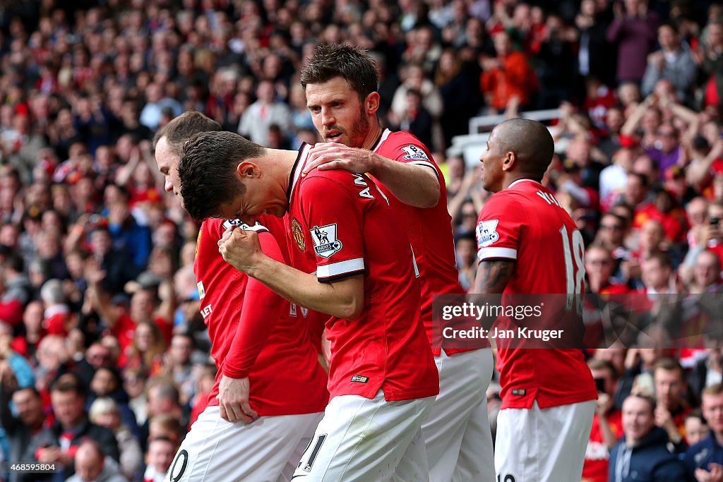 Manchester United v Aston Villa - Premier League