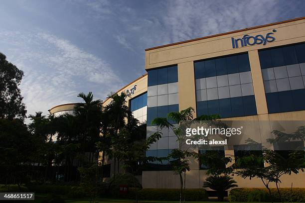 infosys sede di bangalore, india - infosys technologies limited foto e immagini stock