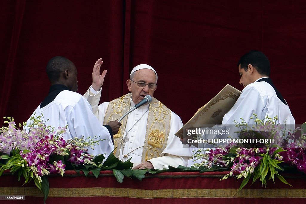 VATICAN-POPE-EASTER-MASS-HOLY WEEK