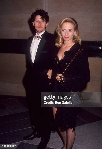 Actress Rosanna Arquette and boyfriend Paul Buchanan on the set of the film "The Players" on July 20, 1991 at the Los Angeles County Museum of Art in...