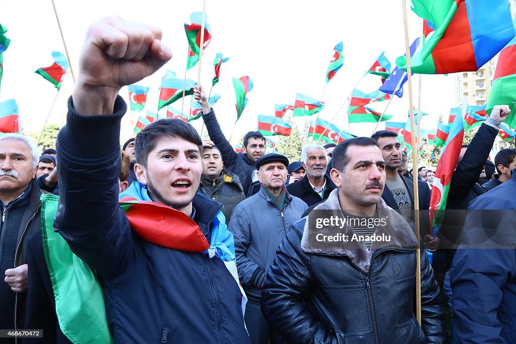 Azerbaijani opponent parties stage a protest in Baku