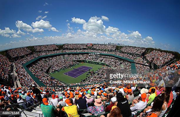 General view of the Men's Final of the Miami Open presented by Itau between Novak Djokovic of Serbia and Andy Murray of Great Brittain at Crandon...