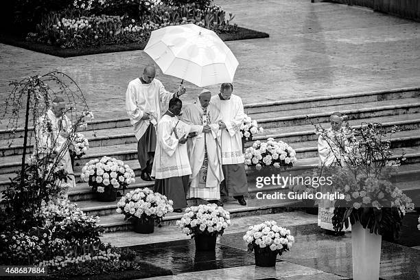 Pope Francis attends the Easter Mass on April 5, 2015 in Vatican City, Vatican. Tens of thousands of people gathered in Saint Peter's Square on...