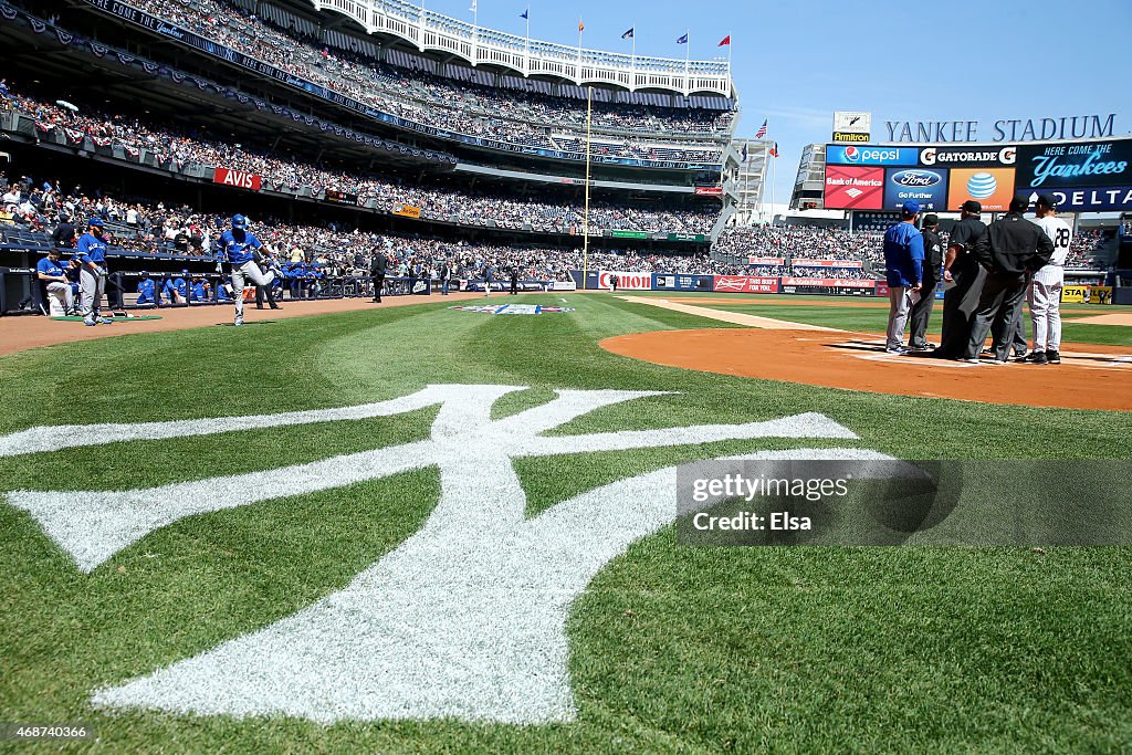 Toronto Blue Jays v New York Yankees