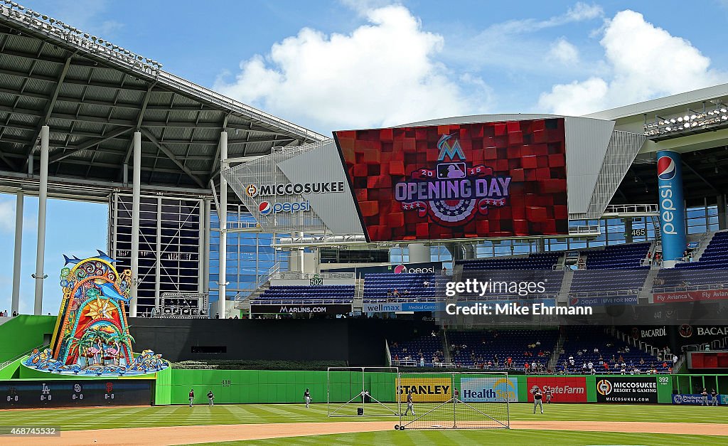 Atlanta Braves v Miami Marlins