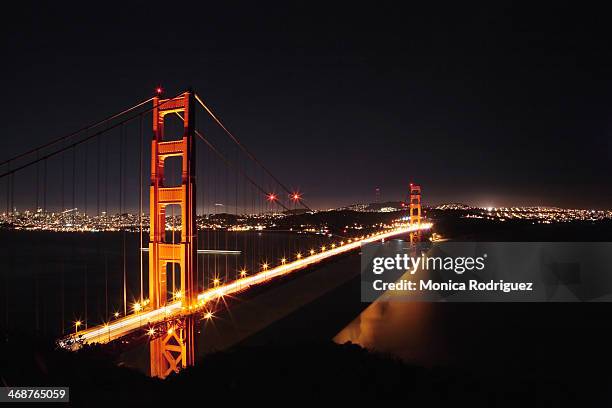 golden gate bridge high angle at night - golden gate bridge night stock-fotos und bilder