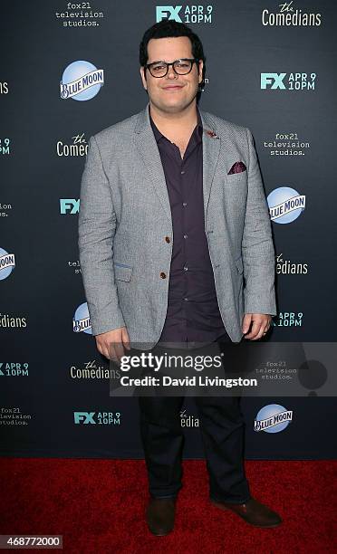 Actor Josh Gad attends the premiere of FX's "The Comedians" at The Broad Stage on April 6, 2015 in Santa Monica, California.