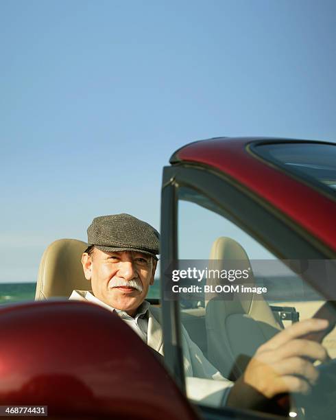 Senior Man Driving Car, Foto de stock