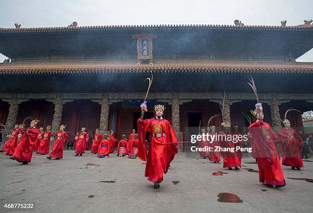Confucian Ritual 1,391 Confucianism Stock Photos, High-Res Pictures, and Images - Getty ...