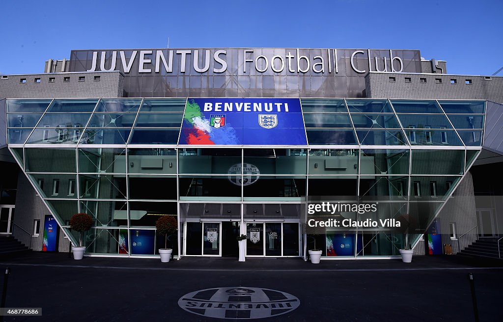 Italy v England - International Friendly